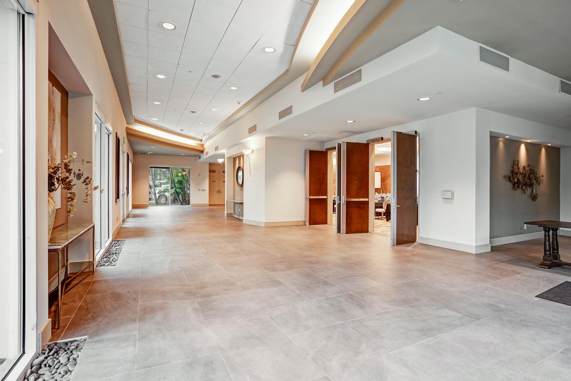 Photo of Foyer