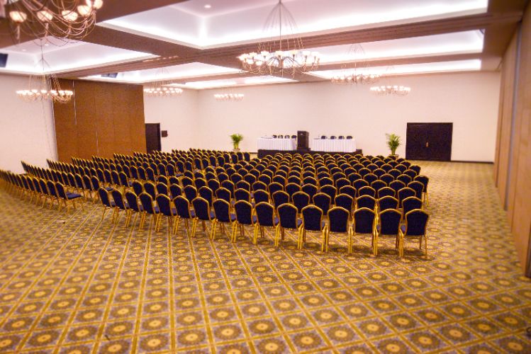 Photo of GRAN SALON 
