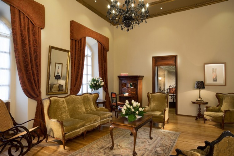 Photo of Salon