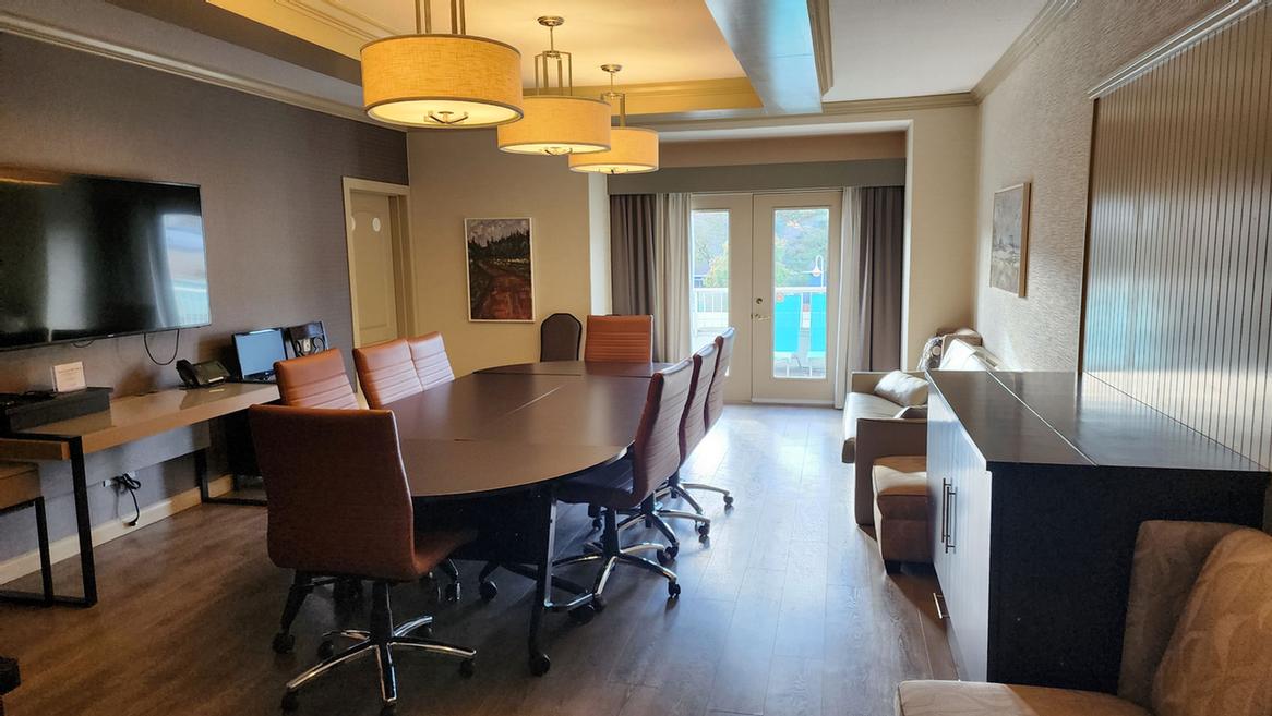 Photo of Executive Boardroom