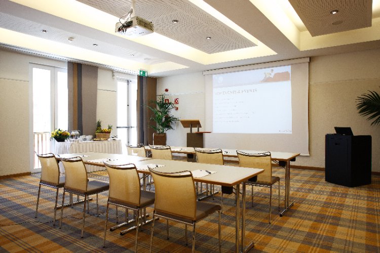 Photo of Room 1