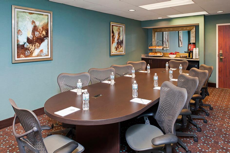 Photo of Blue and Gold Room