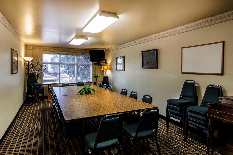 Photo of The Meeting Room