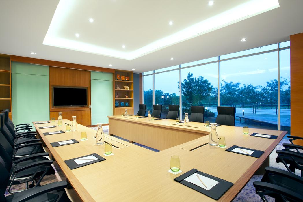 Photo of Boardroom