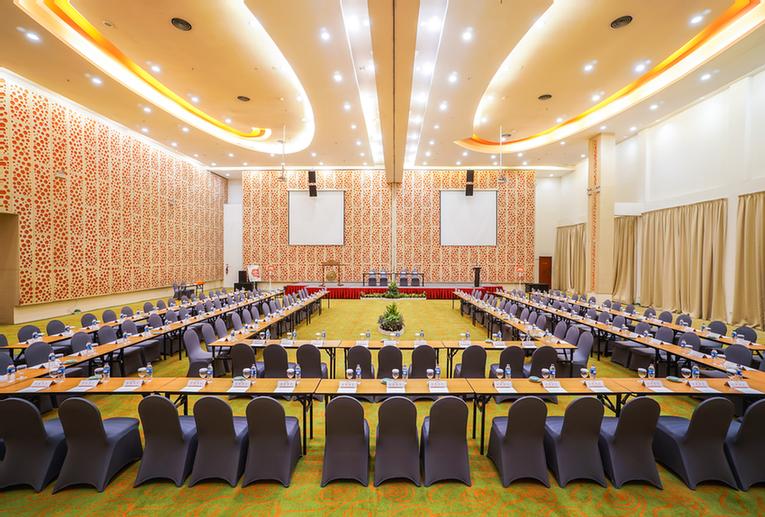 Photo of UNIQUE BALLROOM