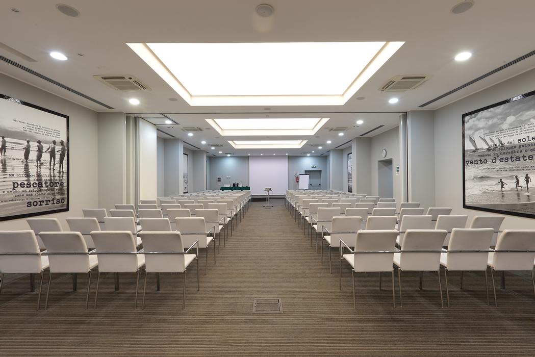 Photo of Genova + Portofino Penary Room