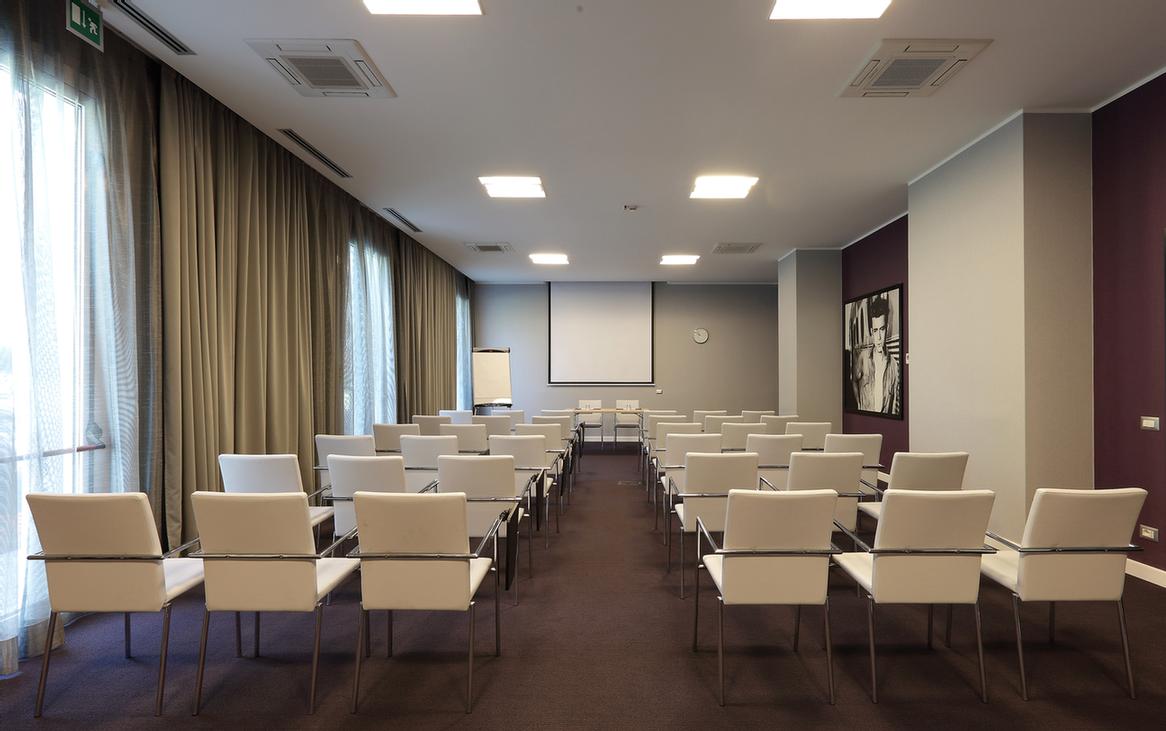 Photo of SALA MILANO