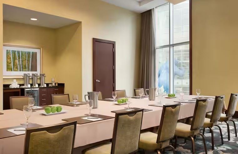Photo of Quartz Boardroom