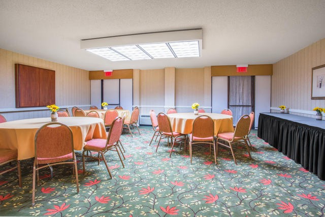 Photo of Montgomery Capital Room