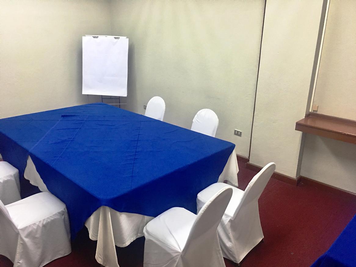 Photo of Salon Lirios II