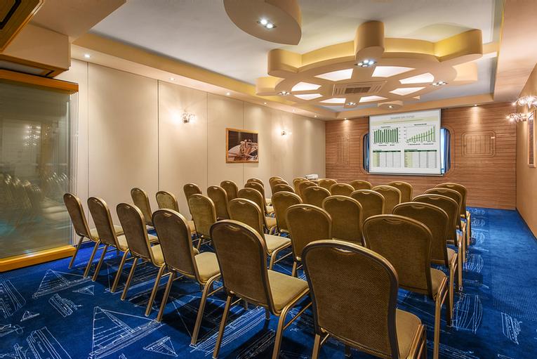 Photo of Sala B