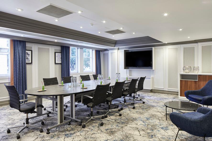 Photo of Boardroom