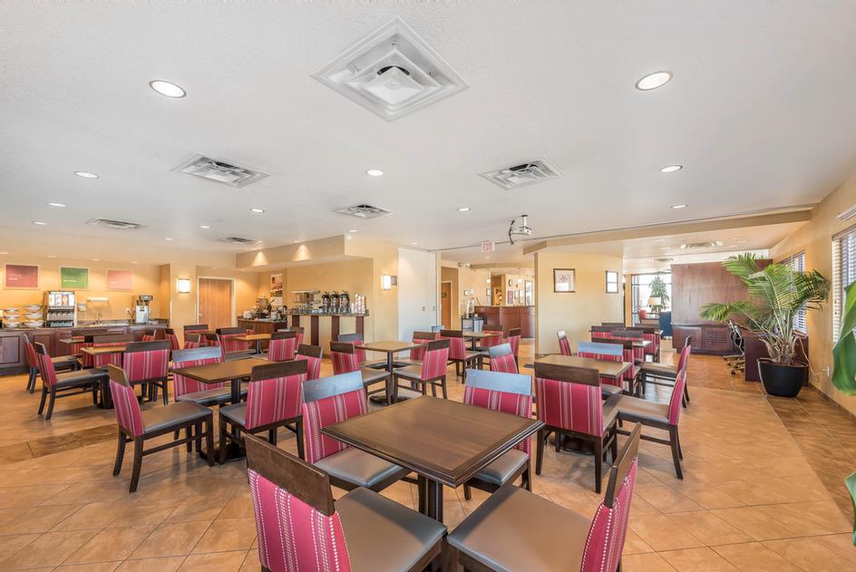 Photo of Comfort Suites Meeting Space
