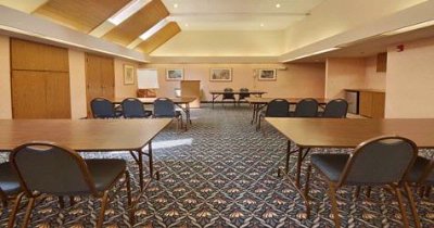 Photo of Days Hotel University Room