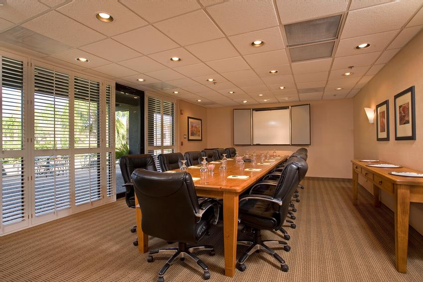 Photo of Boardroom