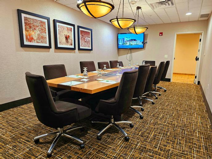 Photo of Bayba Board Room
