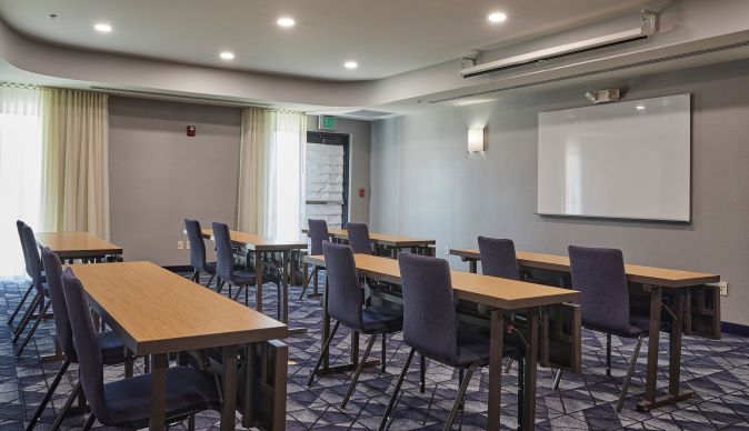 Photo of Courtyard Conference Room