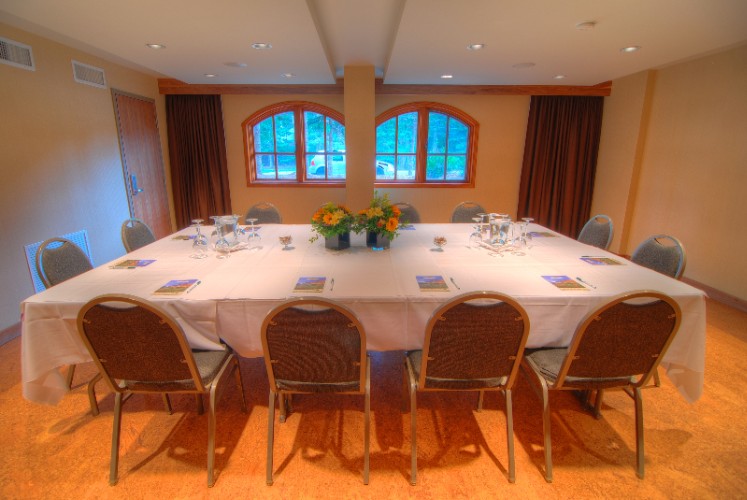 Photo of Woodlands Room