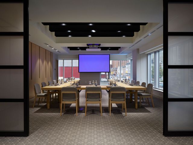 Photo of Studio 1 with Break Out Space
