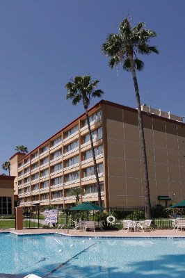 Photo of Courtyard/Pool Area
