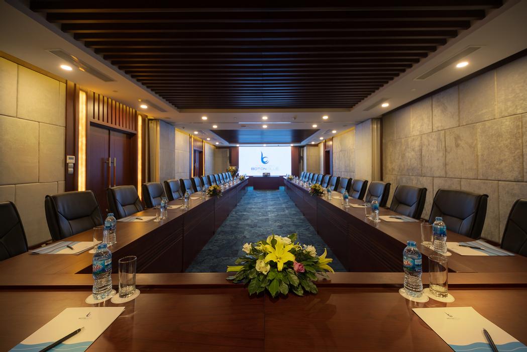 Photo of Ocean Room