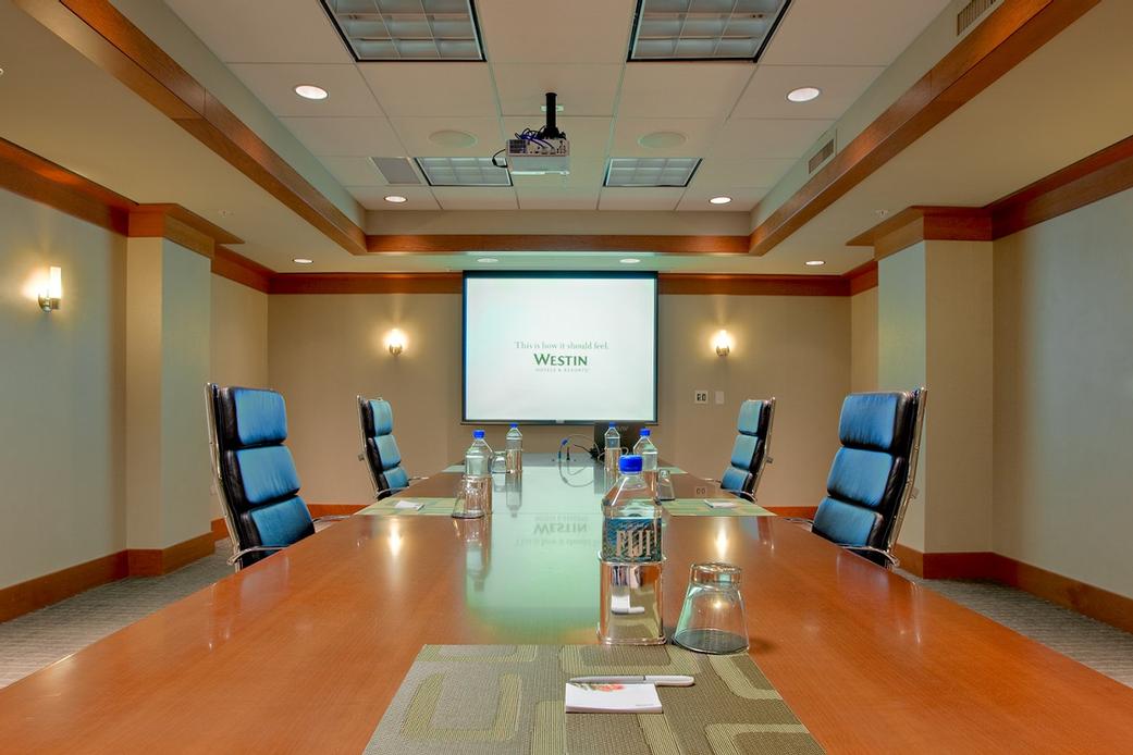 Photo of Currency Boardroom