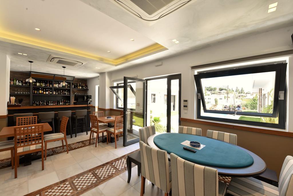 Photo of cafeteria