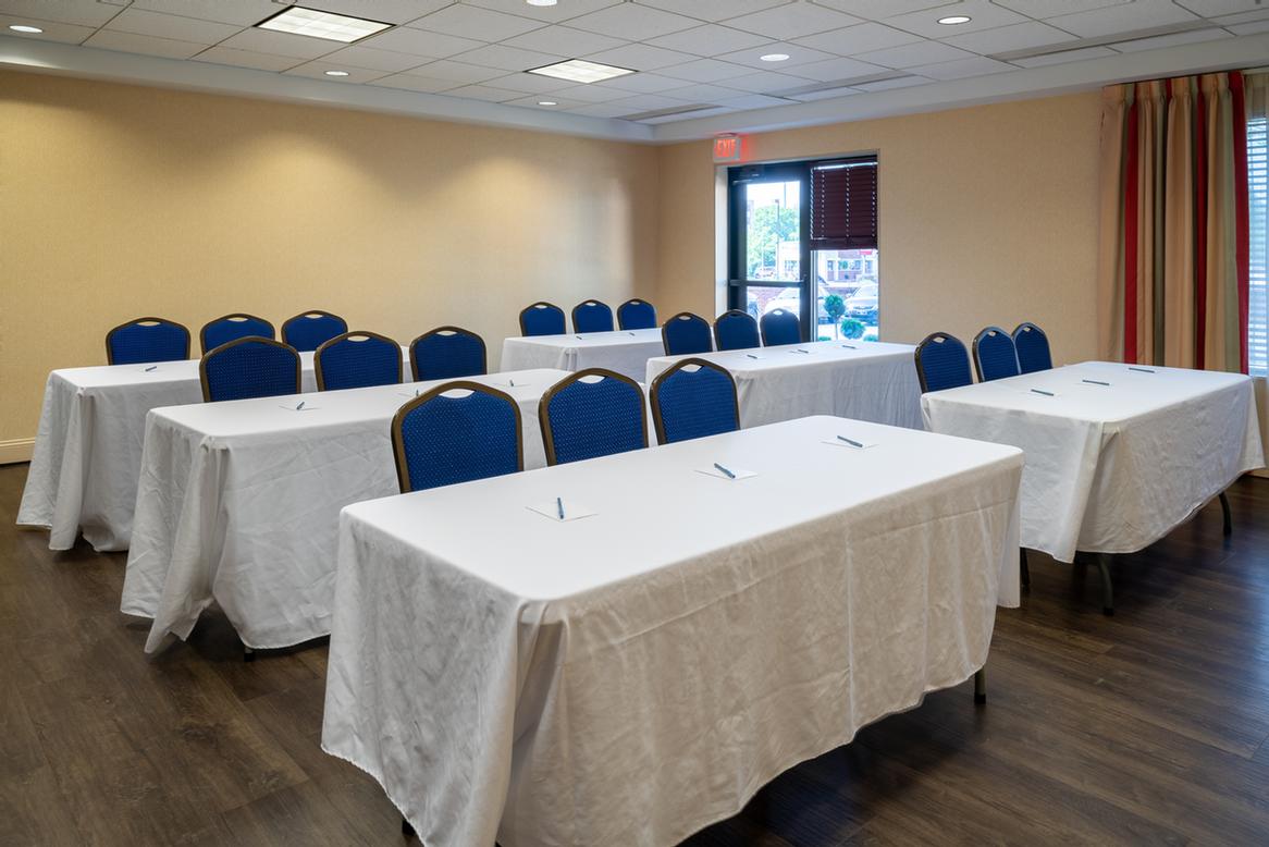 Photo of Arboretum Room