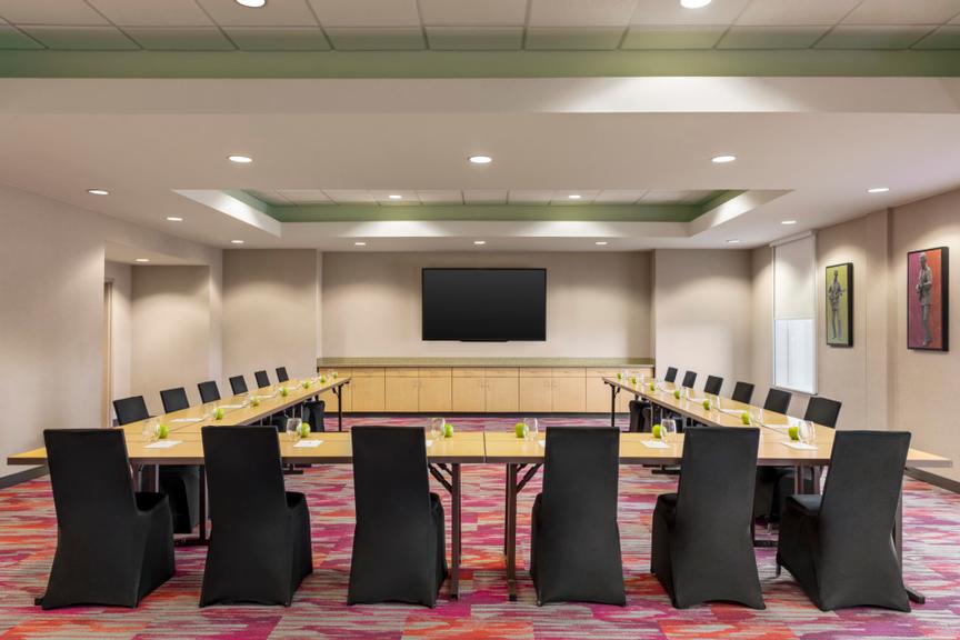 Photo of Holly Meeting Room
