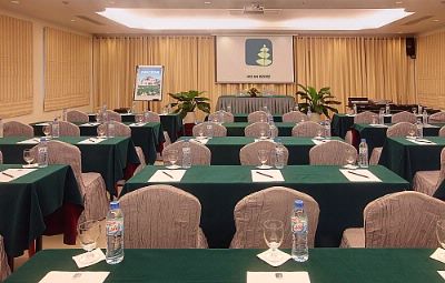 Photo of Le Conference Room