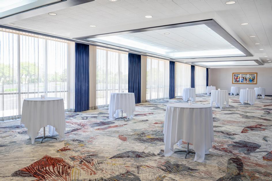 Photo of Golden Ballroom Preconvene