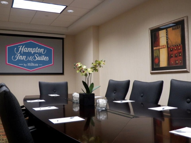 Photo of Elmhurst Boardroom