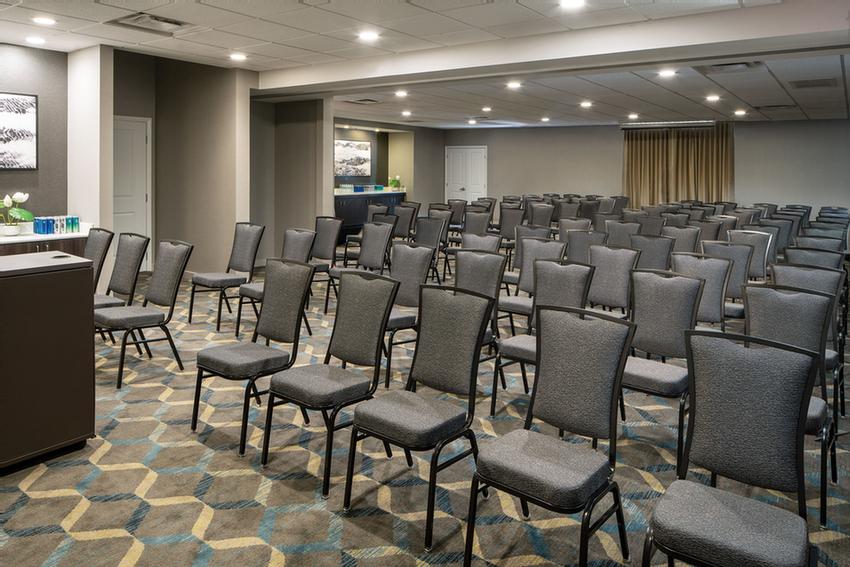 Photo of Fair Lakes Suite