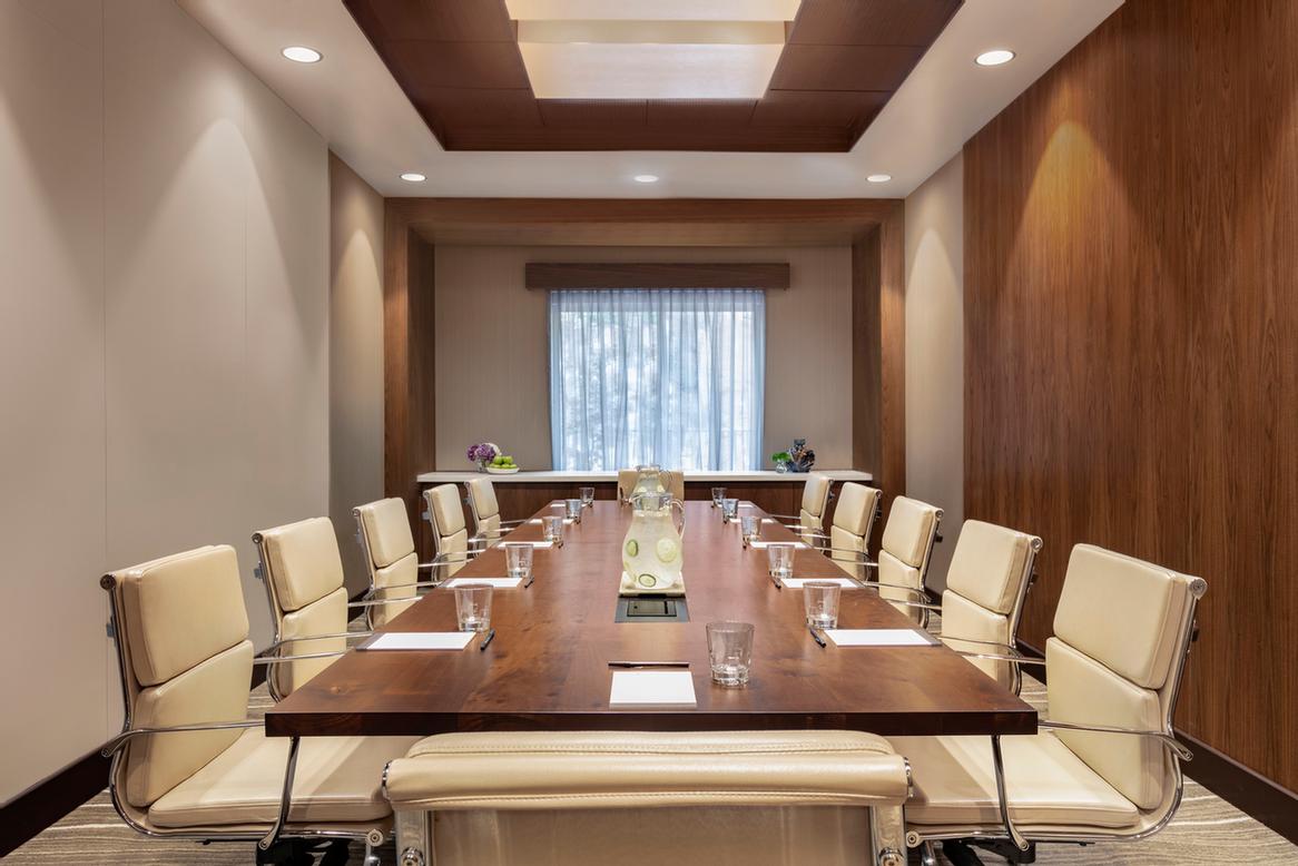 Photo of The Summit Boardroom