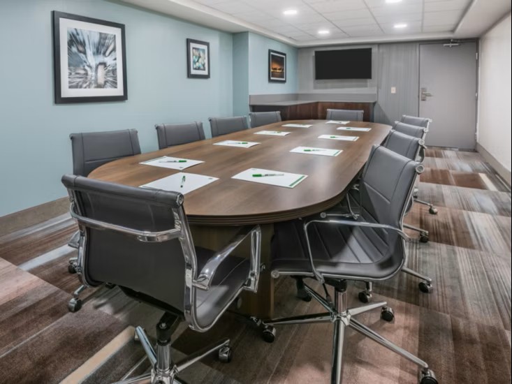 Photo of Boardroom