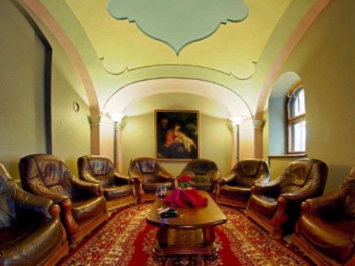 Photo of Business Lounge with Chapel