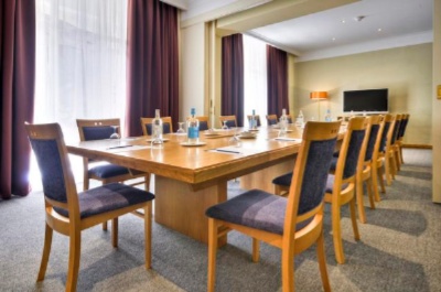 Photo of Boardroom