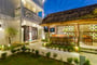 Restaurant & coffee lounge Meeting Space Thumbnail 2