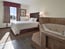 Jacuzzi Suite 9 of 9